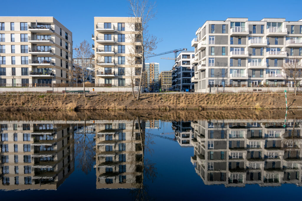 Цены на дома и квартиры в Германии падают. Даже пандемия не могла остановить рост цен