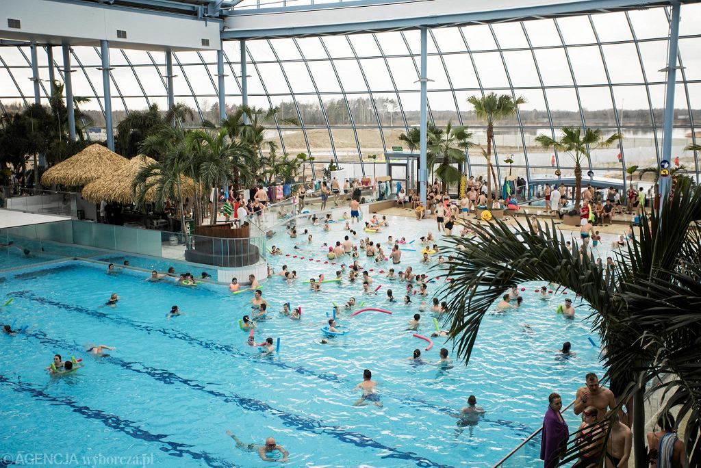 Лучшие аквапарки Варшавы - где провести выходные с детьми?