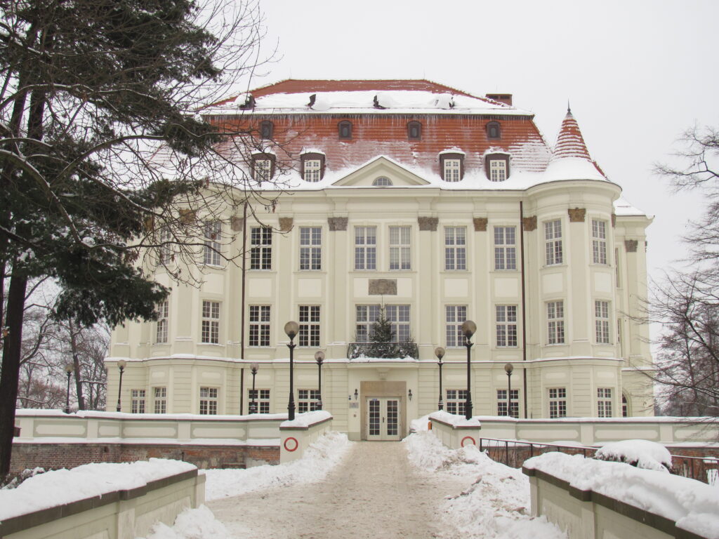 14 мест для красивой зимней фотосессии во Вроцлаве